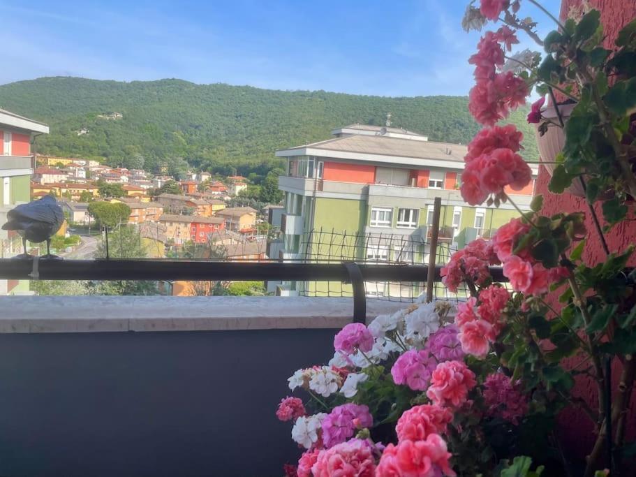 Attico Montiglio - Panorama-Wifi Apartment Collebeato Екстериор снимка